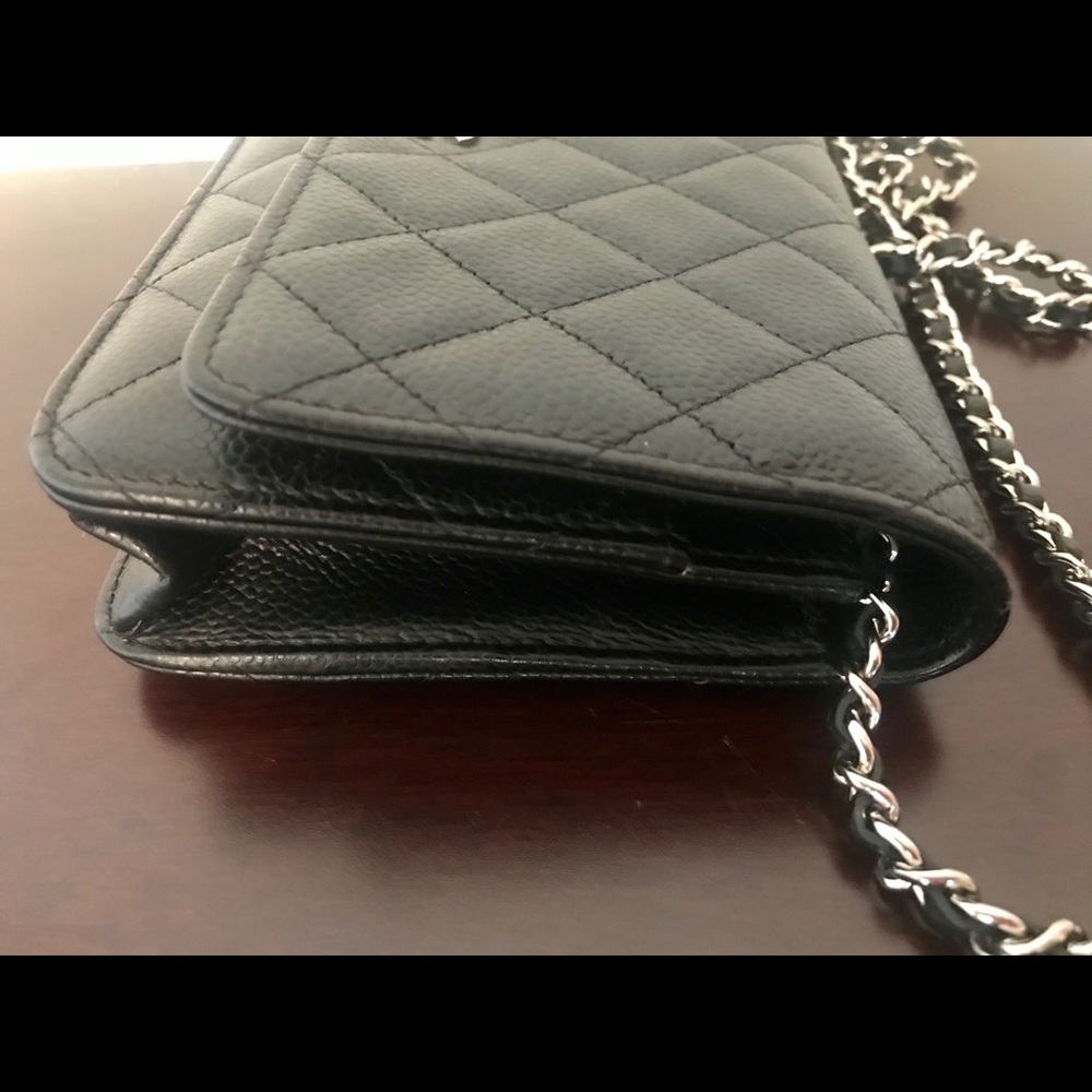 Authentic CHANEL Classic Wallet on Chain (WOC) - Picture 13 of 16